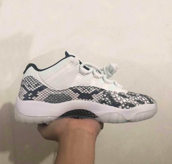 2019 11 win like 96 concord холодный серый space jam varsity красный мужской баскетбольной обуви 11s mid athletic xi спорт тапки
2019 11 win like 96 concord холодный серый space jam varsity красный мужской баскетбольной обуви 11s mid athletic xi спорт тапки