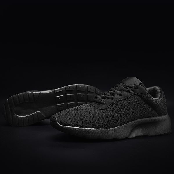 plus size 35-47 running shoes for men male female sneakers ultra sports man shoes breathable mesh women walking zapatos
plus size 35-47 running shoes for men male female sneakers ultra sports man shoes breathable mesh women walking zapatos
