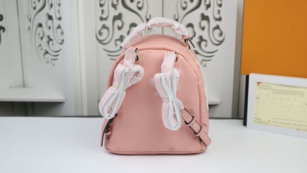 модные сумки роскошные сумки женская сумка empreinte кожаная капсула рюкзак леди бренд сумки сумки тиснение сорбонна тотализаторы 24 см
модные сумки роскошные сумки женская сумка empreinte кожаная капсула рюкзак леди бренд сумки сумки тиснение сорбонна тотализаторы 24 см