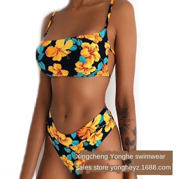 swimming swimsuit 2019 women's split digital printing bikini swimming suit bikini, White;black
swimming swimsuit 2019 women's split digital printing bikini swimming suit bikini, White;black