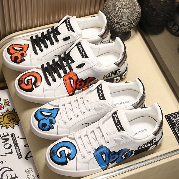 a3 luxury personality fashion men's shoes outdoor sports running men's shoes original box packaging zapatos hombre, Black
a3 luxury personality fashion men's shoes outdoor sports running men's shoes original box packaging zapatos hombre, Black