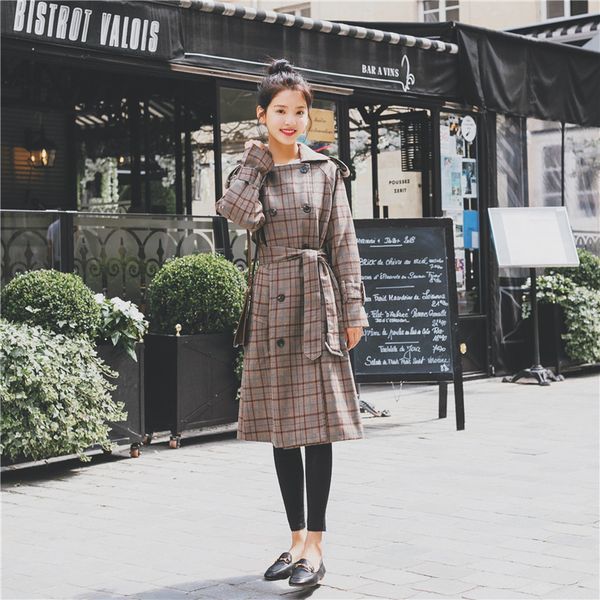 autumn spring women new sashes pockets double breasted v-neck drop shoulder plaid dust coat female loose casual wind coat zx1277, Tan;black
autumn spring women new sashes pockets double breasted v-neck drop shoulder plaid dust coat female loose casual wind coat zx1277, Tan;black