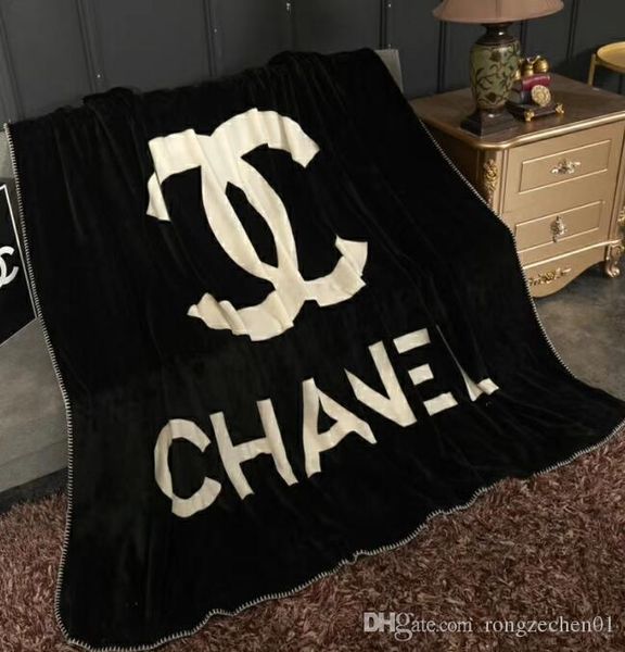 nordic winter classic brown blanket fashion black comfortable thick double velvet blanket european and american blanket 150 * 200cm
nordic winter classic brown blanket fashion black comfortable thick double velvet blanket european and american blanket 150 * 200cm