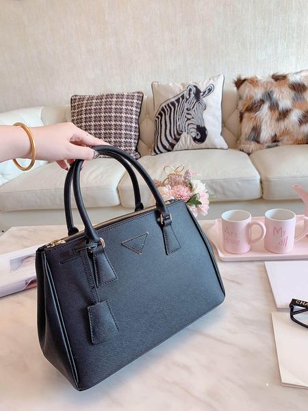 designer luxury handbag purse message bag prda purses bag women bag lady purses fashion totes purse bags vegetable basket
designer luxury handbag purse message bag prda purses bag women bag lady purses fashion totes purse bags vegetable basket