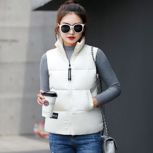 women's vests winter autumn women cotton coats warm zipper pockets parka jackets lady sleeveless waistcoat outwear c 690, Black;white
women's vests winter autumn women cotton coats warm zipper pockets parka jackets lady sleeveless waistcoat outwear c 690, Black;white