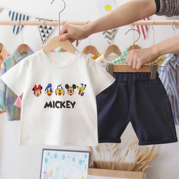 boys short sleeve suit summer 2020 new children's round neck cartoon printed fashion cotton t-shirt + short pants two-piece suit, White
boys short sleeve suit summer 2020 new children's round neck cartoon printed fashion cotton t-shirt + short pants two-piece suit, White