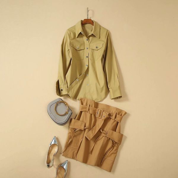 autumn 2019 new european and american women's wear long sleeve shirt pocket embellished skirt fashion suits, White
autumn 2019 new european and american women's wear long sleeve shirt pocket embellished skirt fashion suits, White