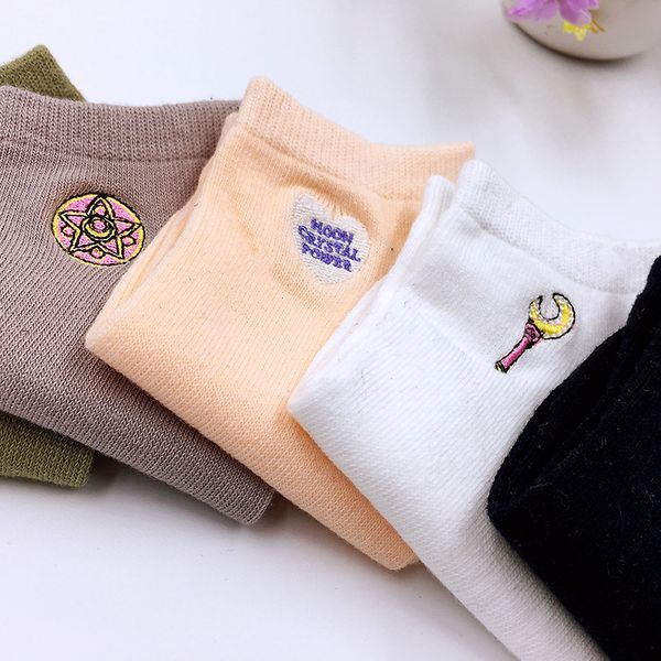 1 pair kawaii moon girls funny socks women korean women socks pure cotton beautiful embroidery of streetwear sailor moon, Black;white
1 pair kawaii moon girls funny socks women korean women socks pure cotton beautiful embroidery of streetwear sailor moon, Black;white