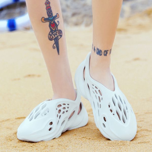 2020 summer hole shoes men's sandals breathable leisure outdoor non-slip beach slippers fashion lightweight trend lightweight co, Black
2020 summer hole shoes men's sandals breathable leisure outdoor non-slip beach slippers fashion lightweight trend lightweight co, Black