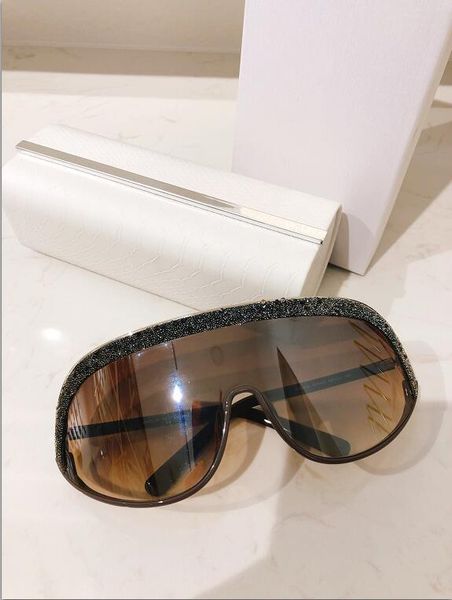 latest selling popular fashion siryn women sunglasses mens sunglasses men sunglasses gafas de sol sun glasses uv400 lens, White;black
latest selling popular fashion siryn women sunglasses mens sunglasses men sunglasses gafas de sol sun glasses uv400 lens, White;black