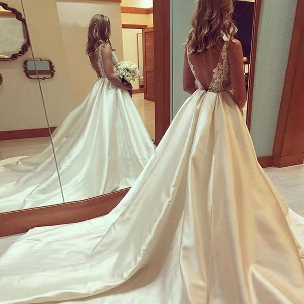 glamorous satin wedding dress lace long bridal dresses with court train backless ball bridal gowns formal party robe de mariee b88, White
glamorous satin wedding dress lace long bridal dresses with court train backless ball bridal gowns formal party robe de mariee b88, White