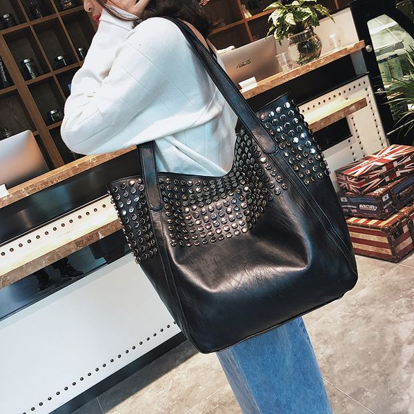 women leather shoulder bag rivet casual tote bag handbag fashion women's vintage handbag brief shoulder big bags black wholesale y19062
women leather shoulder bag rivet casual tote bag handbag fashion women's vintage handbag brief shoulder big bags black wholesale y19062