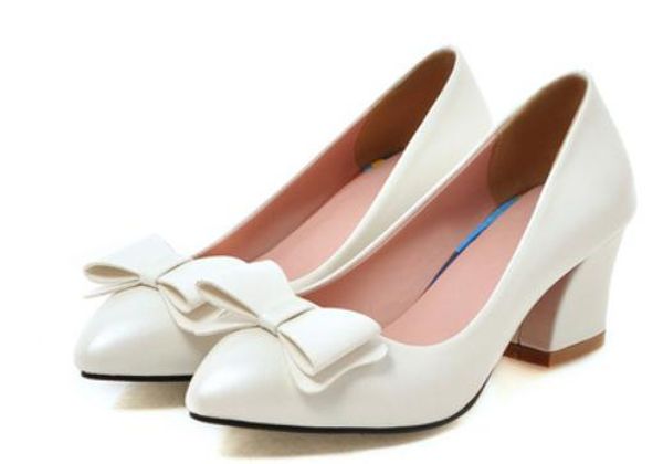 2019 women's shoes in spring and autumn with new style high heel coarse heel pointed end bowknot @7056, Black
2019 women's shoes in spring and autumn with new style high heel coarse heel pointed end bowknot @7056, Black