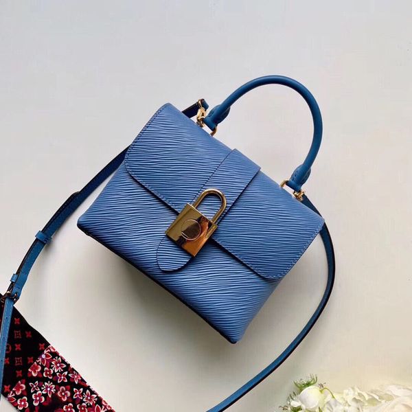 designer luxury handbag wallet womens genuine leather mini bag epi designer tote bag messenger bag 
designer luxury handbag wallet womens genuine leather mini bag epi designer tote bag messenger bag