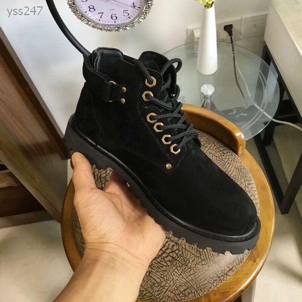 2020 classic martin boots women's winter high-boots casual shoes warm and velvet cotton shoes trend factory direct sales size 35-40cm, Black
2020 classic martin boots women's winter high-boots casual shoes warm and velvet cotton shoes trend factory direct sales size 35-40cm, Black