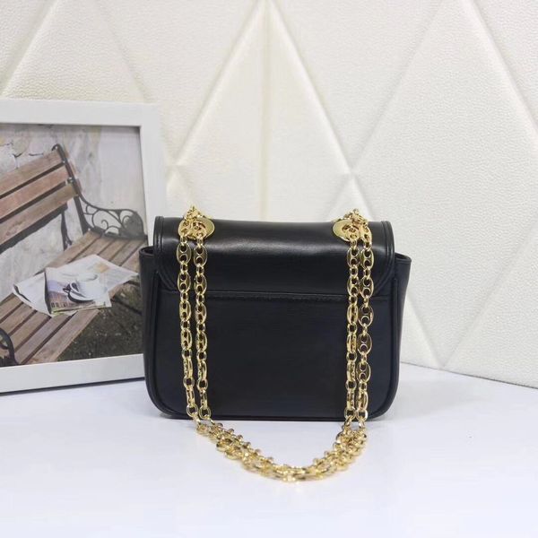 2019 brand fashion luxury designer bags leather single shoulder bag, lady's oblique bag, of freight 576423, size: 18 x14x8
2019 brand fashion luxury designer bags leather single shoulder bag, lady's oblique bag, of freight 576423, size: 18 x14x8