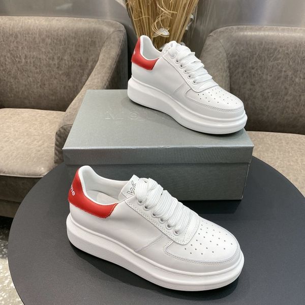 2020 classic men's running shoes outdoor hiking running sneakers men and women casual fast shipping on shoe size 35-45dhl10
2020 classic men's running shoes outdoor hiking running sneakers men and women casual fast shipping on shoe size 35-45dhl10