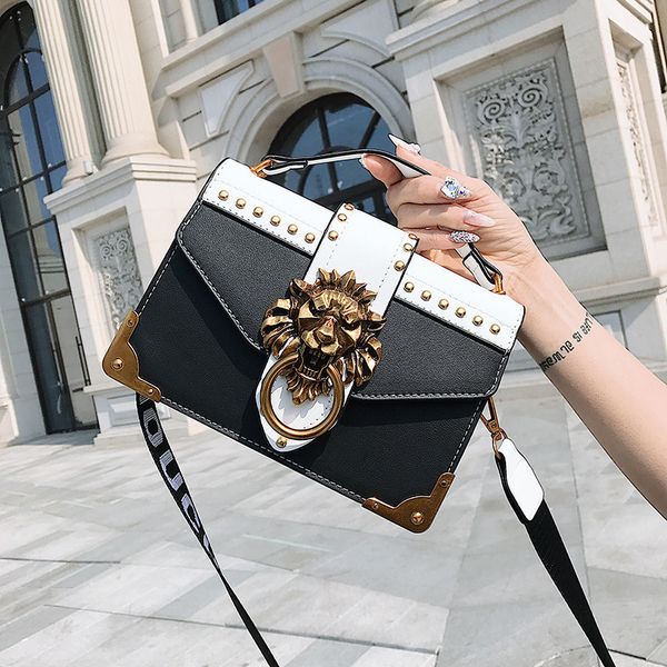 2020 сумки для женщин lion metalleather сумки роскошные женщины сумки дизайнер известные бренды дамы сумки на ремне sac a main
2020 сумки для женщин lion metalleather сумки роскошные женщины сумки дизайнер известные бренды дамы сумки на ремне sac a main