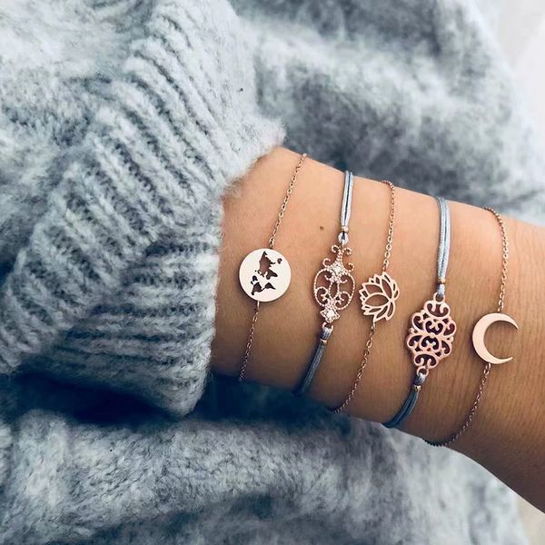 5 pcs/ set exquisite hollow map lotus moon crystal chain gold bracelet female personality party leather multilayer bracelet set, Black
5 pcs/ set exquisite hollow map lotus moon crystal chain gold bracelet female personality party leather multilayer bracelet set, Black