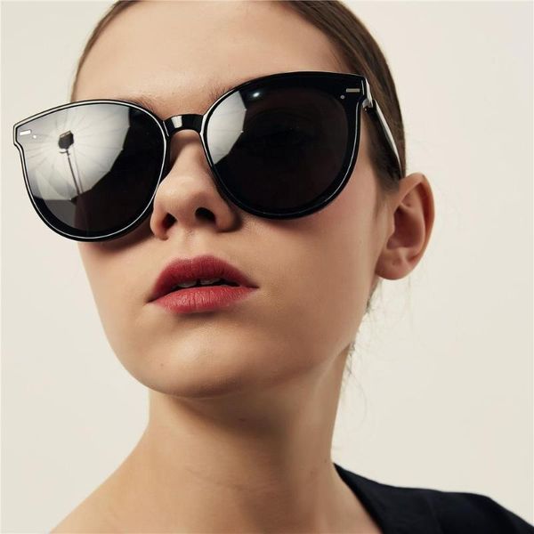 2020 new trending product vintage round black sunglasses women frame retro classic rivet leopard steampunk halley, White;black
2020 new trending product vintage round black sunglasses women frame retro classic rivet leopard steampunk halley, White;black