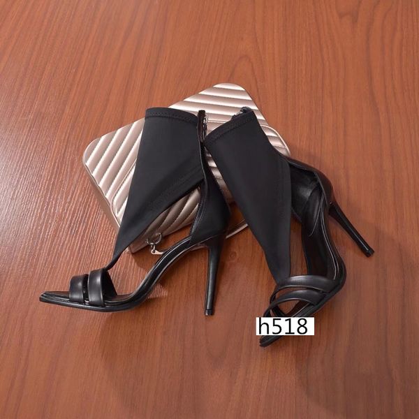 brand designer women heels pumps high heels black pointed toes round red bottom dress wedding shoes size 40
brand designer women heels pumps high heels black pointed toes round red bottom dress wedding shoes size 40
