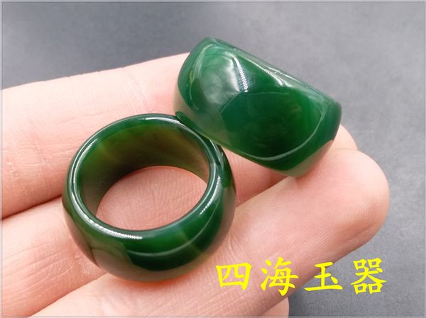 natural green agate ring for men lovers with texture handmade brand green jade rings jade jewelry natural stone, Golden;silver
natural green agate ring for men lovers with texture handmade brand green jade rings jade jewelry natural stone, Golden;silver