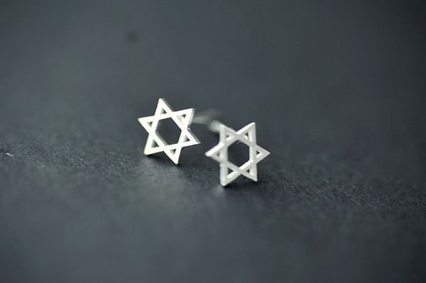 \simple hollow star of david hexagram stud earrings for women girls fashion women jewelry christmas gifts wholesale, Golden;silver
\simple hollow star of david hexagram stud earrings for women girls fashion women jewelry christmas gifts wholesale, Golden;silver