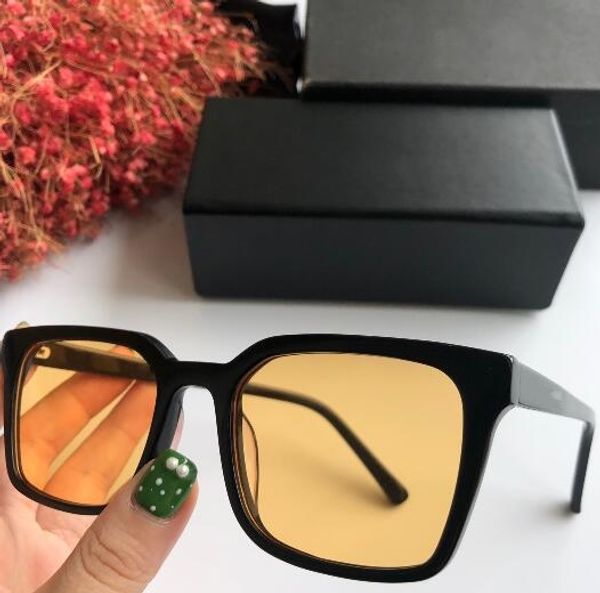 2018 new black frank frame yellow square glasses fashion designer men sell sunglasses with box and dastbag, White;black
2018 new black frank frame yellow square glasses fashion designer men sell sunglasses with box and dastbag, White;black