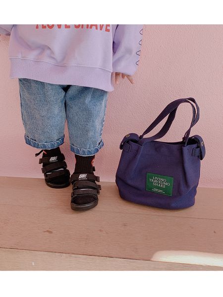 2020 girls and boys spring new basic waist rope jeans baby nine length loose broad denim leg pants children cowboy trousers, Blue
2020 girls and boys spring new basic waist rope jeans baby nine length loose broad denim leg pants children cowboy trousers, Blue