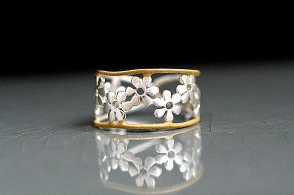 silver color hollow out sunflower chrysanthemum rings adjust size cute girls party jewelry elegant engagement ring 2019 sale
silver color hollow out sunflower chrysanthemum rings adjust size cute girls party jewelry elegant engagement ring 2019 sale