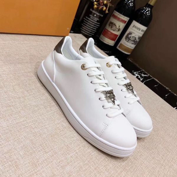 with box sneaker casual shoes trainers fashion sports shoes trainers shoes for woman dhl by bag07 l1802
with box sneaker casual shoes trainers fashion sports shoes trainers shoes for woman dhl by bag07 l1802