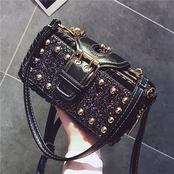 2018 new fashion female handbags high-quality pu leather rivet sequined tote bag multi-layer clasp portable women shoulder bags
2018 new fashion female handbags high-quality pu leather rivet sequined tote bag multi-layer clasp portable women shoulder bags