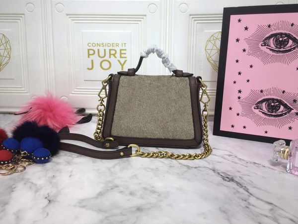 gucci gucci bag мини-сумочка имеет мягкую структуру. размер 20 см имеет прекрасную верхнюю часть тела, может быть перенесен, наклонен и имее
gucci gucci bag мини-сумочка имеет мягкую структуру. размер 20 см имеет прекрасную верхнюю часть тела, может быть перенесен, наклонен и имее