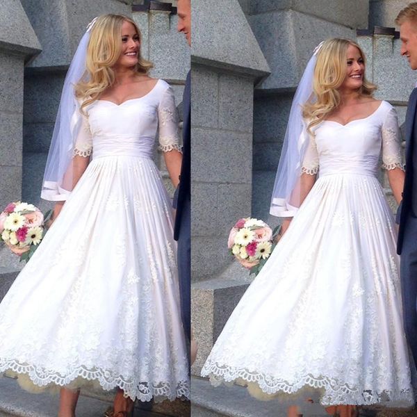 2020 new a line tea length short sleeve wedding dresses lace princess women designer dresses vintage wedding gown vestidos de noiva, White
2020 new a line tea length short sleeve wedding dresses lace princess women designer dresses vintage wedding gown vestidos de noiva, White