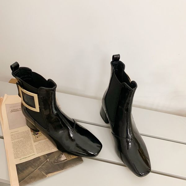 designer winter fashion black metal buckle decoration short leather ankle boots elastic women shoes
designer winter fashion black metal buckle decoration short leather ankle boots elastic women shoes