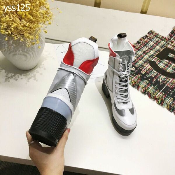 martin boot 2020 europe and america luxury boots womens boots 100% real leather handsome heel heavy duty soles, Black 
martin boot 2020 europe and america luxury boots womens boots 100% real leather handsome heel heavy duty soles, Black