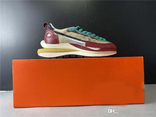 new authentic sacai pegasus vaporfly sp men running shoes sail sport fuchsia light bone game royal man sneakers with original box
new authentic sacai pegasus vaporfly sp men running shoes sail sport fuchsia light bone game royal man sneakers with original box