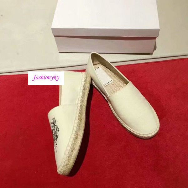 new couple shoes with tiger head single shoes and lazy shoes, Black
new couple shoes with tiger head single shoes and lazy shoes, Black