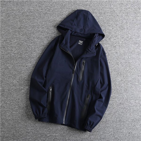 2020 new designer mens fashion loose windbreaker brand long sleeve and natural color for sport jacket coat with size qsl198238, Black;brown
2020 new designer mens fashion loose windbreaker brand long sleeve and natural color for sport jacket coat with size qsl198238, Black;brown