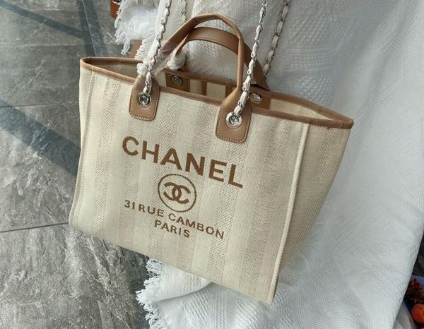 2pcs set high qulity classic designer womens handbags flower ladies composite tote pu leather clutch shoulder bags female purse with wallet
2pcs set high qulity classic designer womens handbags flower ladies composite tote pu leather clutch shoulder bags female purse with wallet