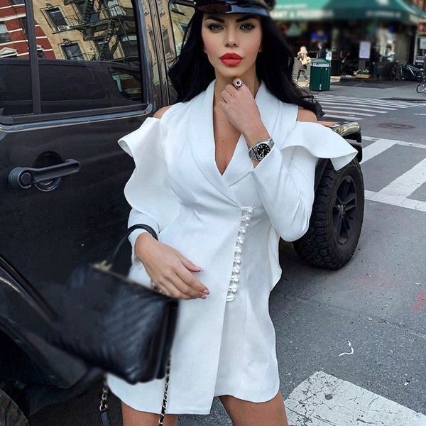 solid white color belt notched ladies long sleeve blazer coat elegant office women autumn slim blazer, White;black
solid white color belt notched ladies long sleeve blazer coat elegant office women autumn slim blazer, White;black