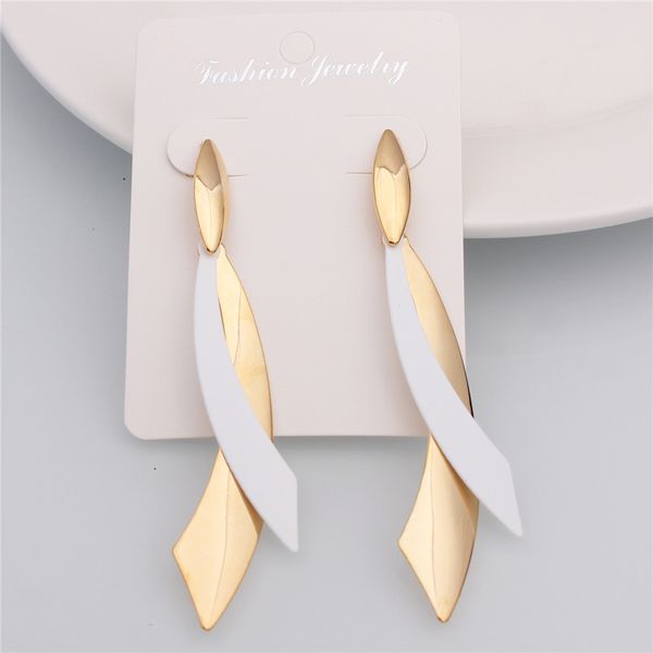 new wedding big earrings for women geometric earrings ear stud women jewelry party gifts 3 colors, Silver 
new wedding big earrings for women geometric earrings ear stud women jewelry party gifts 3 colors, Silver