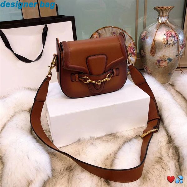 classic saddle crossbody bags shoulder bags women tote handbags purses dust bag gift box good quality leather
classic saddle crossbody bags shoulder bags women tote handbags purses dust bag gift box good quality leather