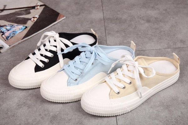 ch baotou half slippers women wear summer 2019 new european and american fashion fashions leisure flat-bottomed lazy canvas shoes tide, Black
ch baotou half slippers women wear summer 2019 new european and american fashion fashions leisure flat-bottomed lazy canvas shoes tide, Black