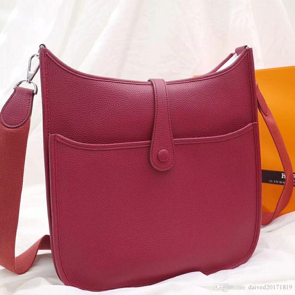 europ style women designer handbags luxury crossbody fashion shoulder bags chain bag soft real leather purses ladies handbag
europ style women designer handbags luxury crossbody fashion shoulder bags chain bag soft real leather purses ladies handbag