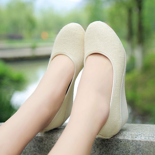 tilocow embroidered women platform shoes woman casual canvas cotton high heels fabric slip on women's pumps wedged female shoes, Black
tilocow embroidered women platform shoes woman casual canvas cotton high heels fabric slip on women's pumps wedged female shoes, Black
