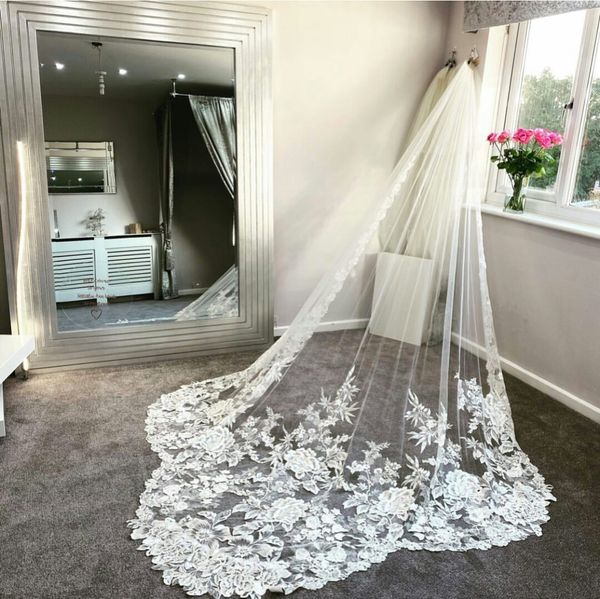 new wedding veils lace appliqued white ivory tulle wedding bridal veil champagne 250cm long one layer, Black
new wedding veils lace appliqued white ivory tulle wedding bridal veil champagne 250cm long one layer, Black