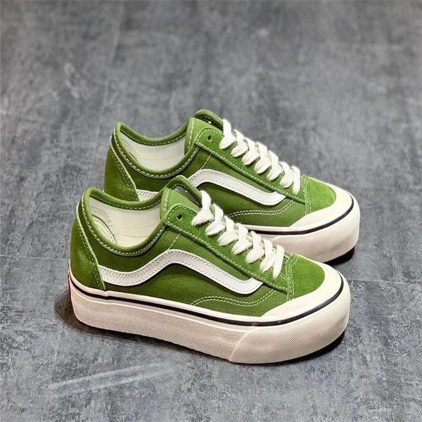 2020 the latest high-quality men's and women's shoes in spring and summer 2020 the most popular and convenient shoes in the fash, Black;red
2020 the latest high-quality men's and women's shoes in spring and summer 2020 the most popular and convenient shoes in the fash, Black;red