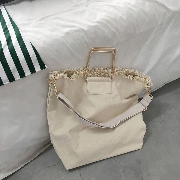 2020 spring and summer fashion canvas bag metal buttons shoulder bag simple bags & shoes
2020 spring and summer fashion canvas bag metal buttons shoulder bag simple bags & shoes