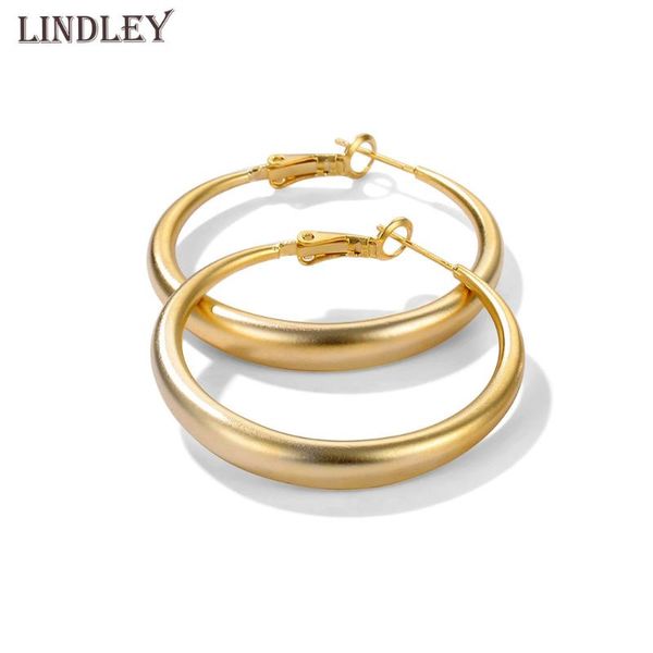 lindley sunlight fashion gold hoop large earrings for women vintage cold wind dangle big stud earring jewelry korea accessories, Golden;silver
lindley sunlight fashion gold hoop large earrings for women vintage cold wind dangle big stud earring jewelry korea accessories, Golden;silver